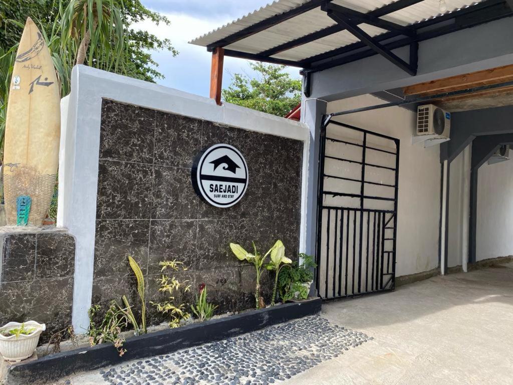 Krui Saejadi Surf And Stay Luaran gambar